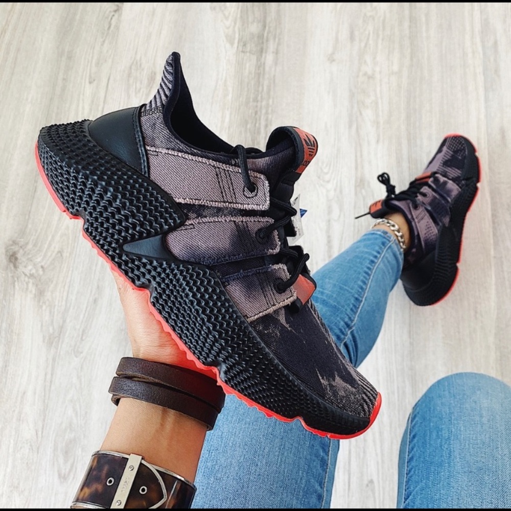 Adidas Prophere Core Black /Solar Red Running Shoe